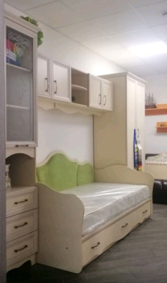 Детская мебель Прованс (Ренессанс)  Це відмінний і одночасно нескладний спосіб облаштувати нестандартну кімнату підлітка чи то дівчинка, чи то хлопчик