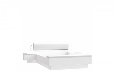 Кровать Starlet White с прикроватными тумбами и банкеткой Белая кровать с тумбами и банкеткой Starlet White 
Размер (ш/в/г): 265х87х242 см